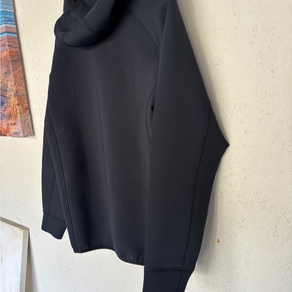 Uniqlo Men's Black Performance Jacket - Picture 4 of 12